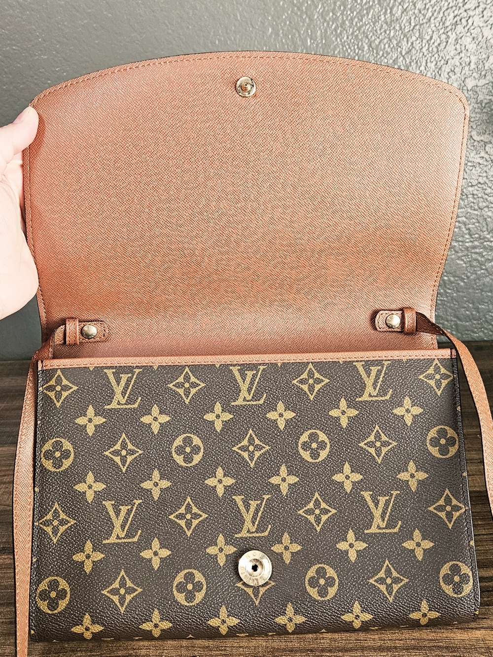 Authentic Louis Vuitton Bordeaux Monogram Canvas Crossbody/Clutch Bag - Picture 7 of 16